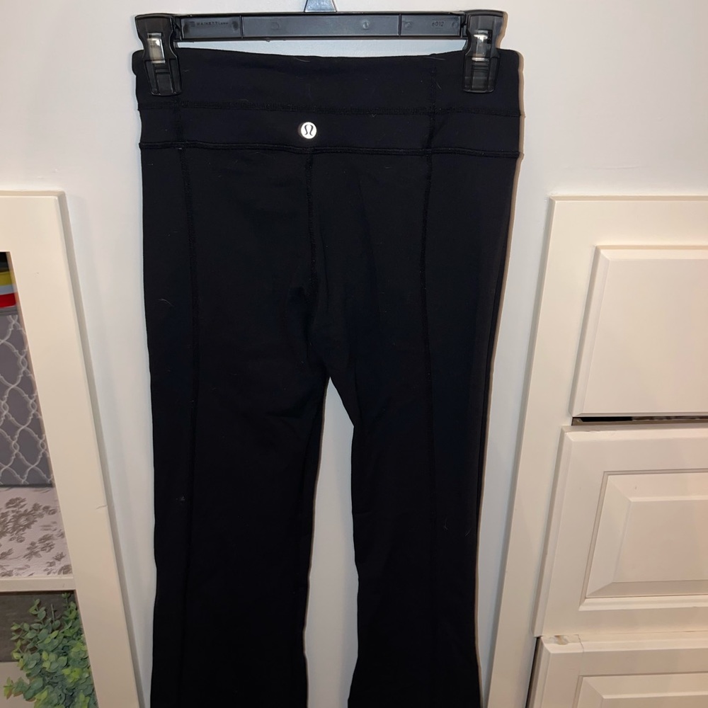 Lululemon leggings. Flare leggings.